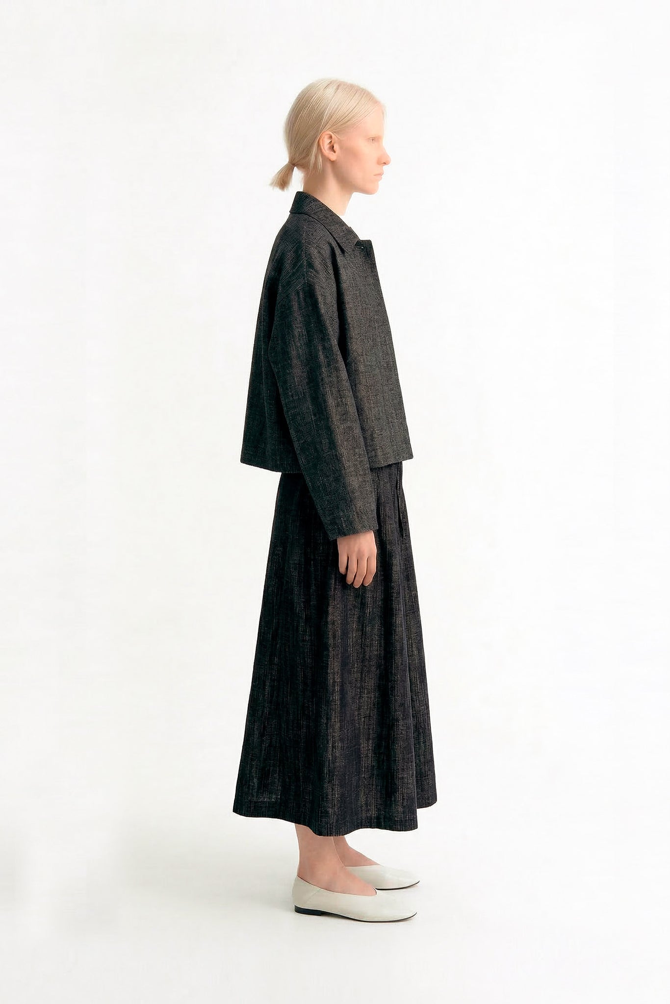 L.15041 - JEAN OVAL JACKET -Black – Angle Store