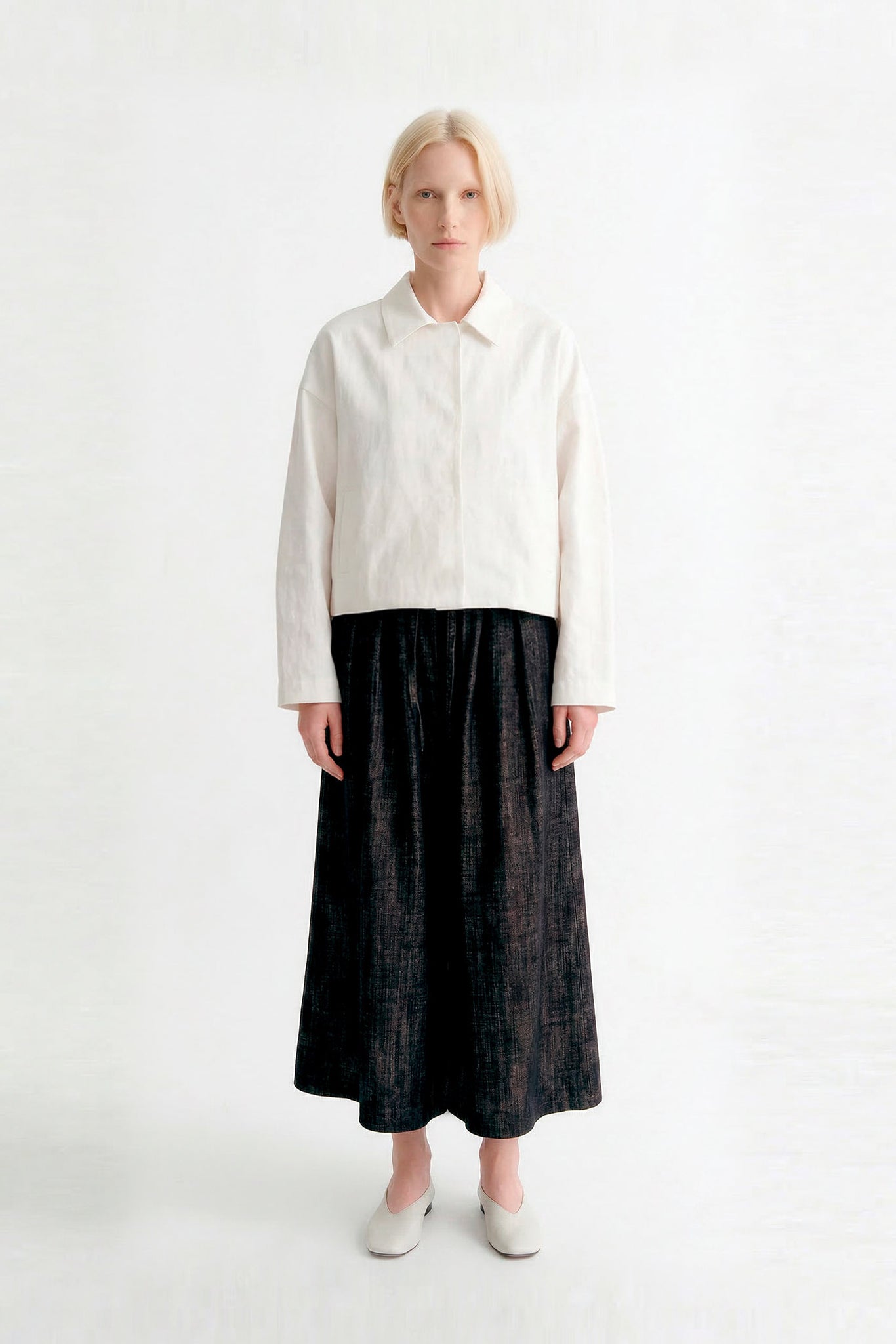 L.15041 - JEAN OVAL JACKET - Off White – Angle Store