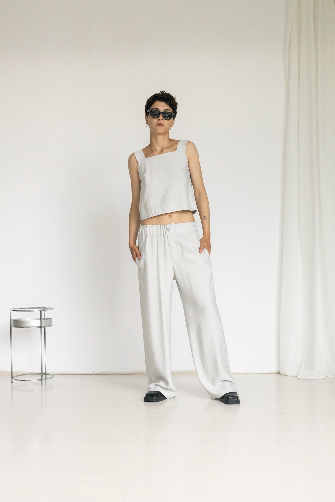 L.981 - SQUARE TOP - LIGHT GREY