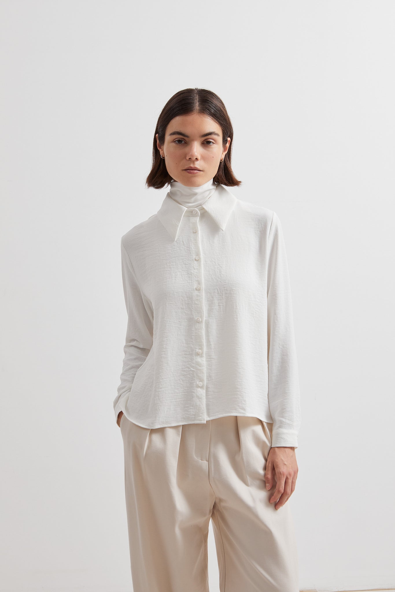 L.1213 - MOTION BASIC SHIRT - White