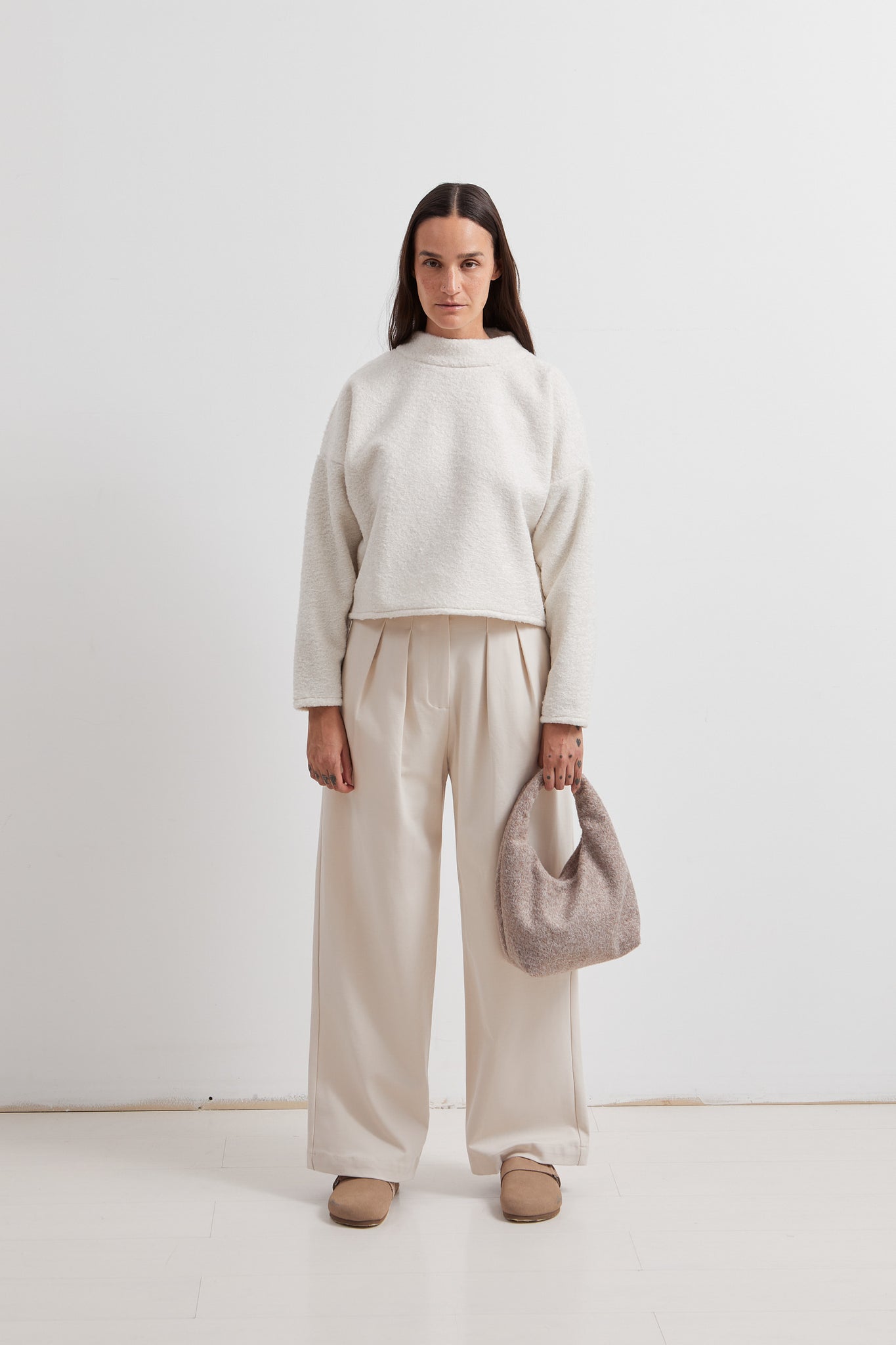 L.1281 - BUCLE MINIMAL JUMPER - Snow