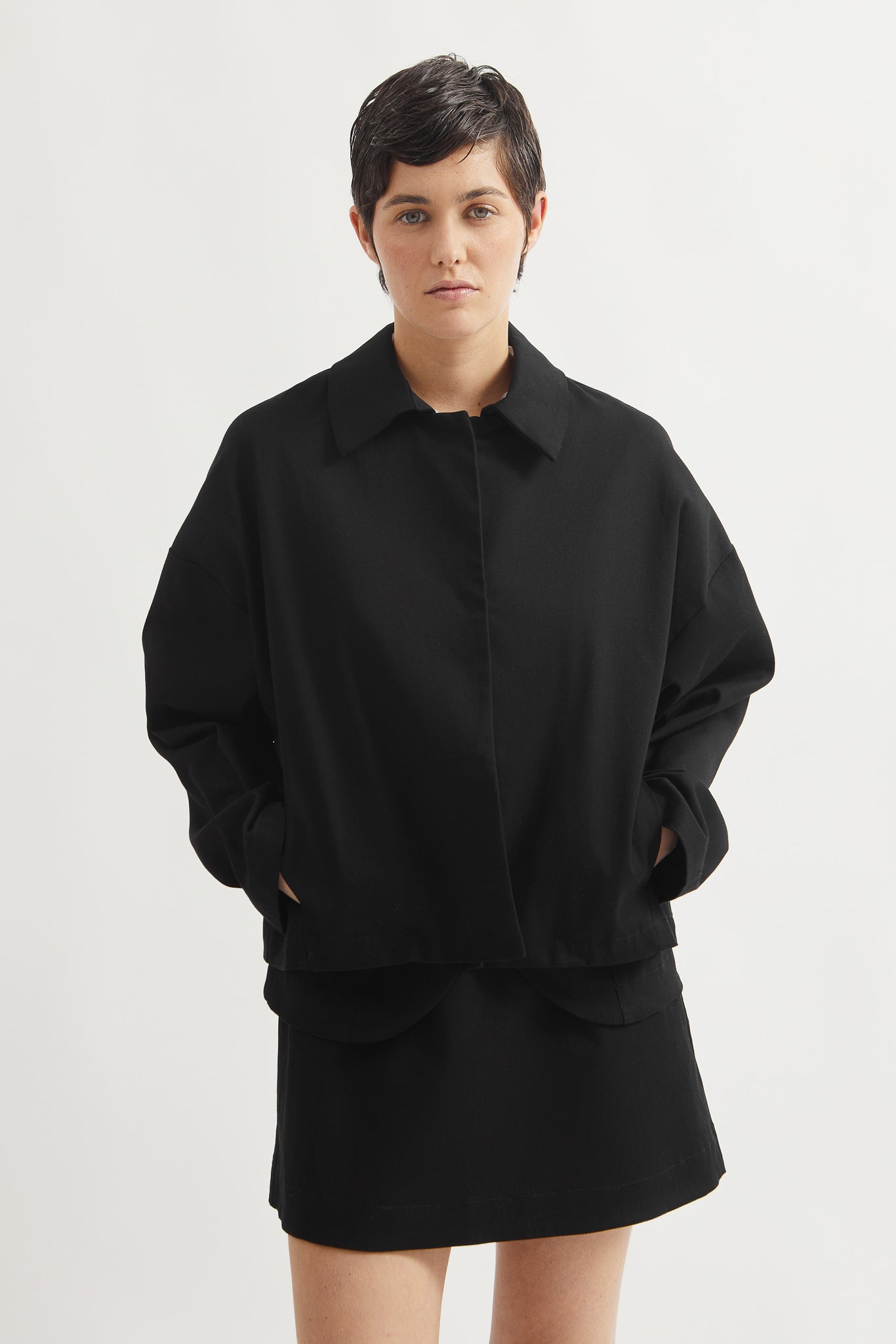 L.13041 - WORK OVAL JACKET - Black