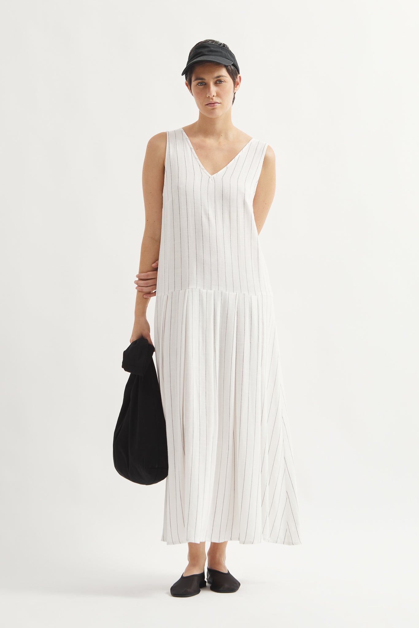 L.13095 - EFFORT DRESS - Black & White Stripes