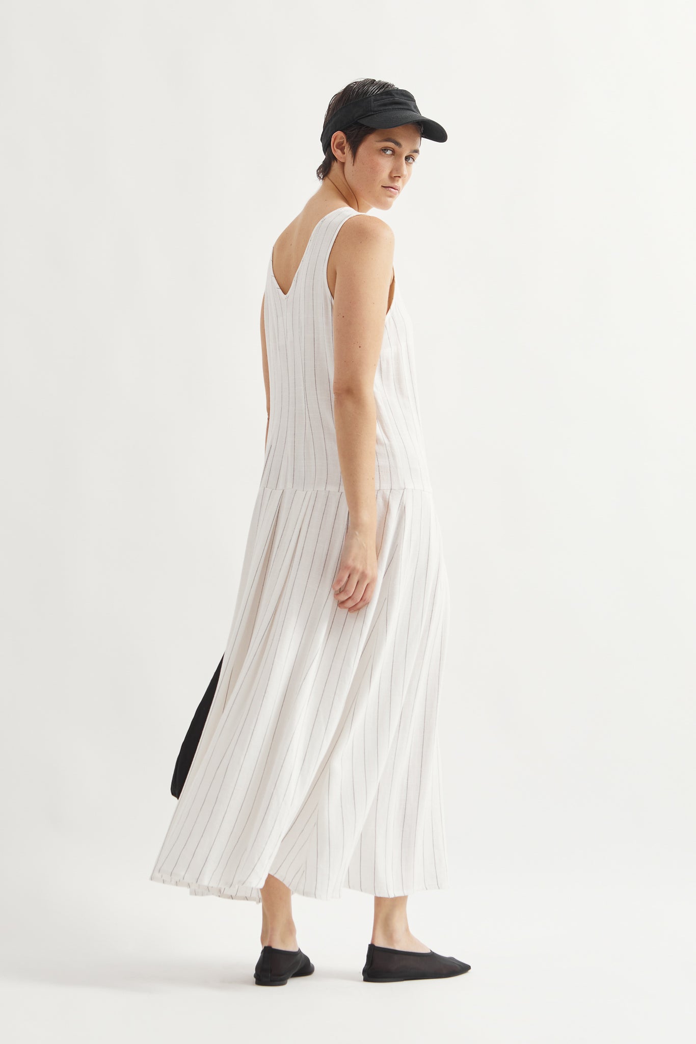 L.13095 - EFFORT DRESS - Black & White Stripes