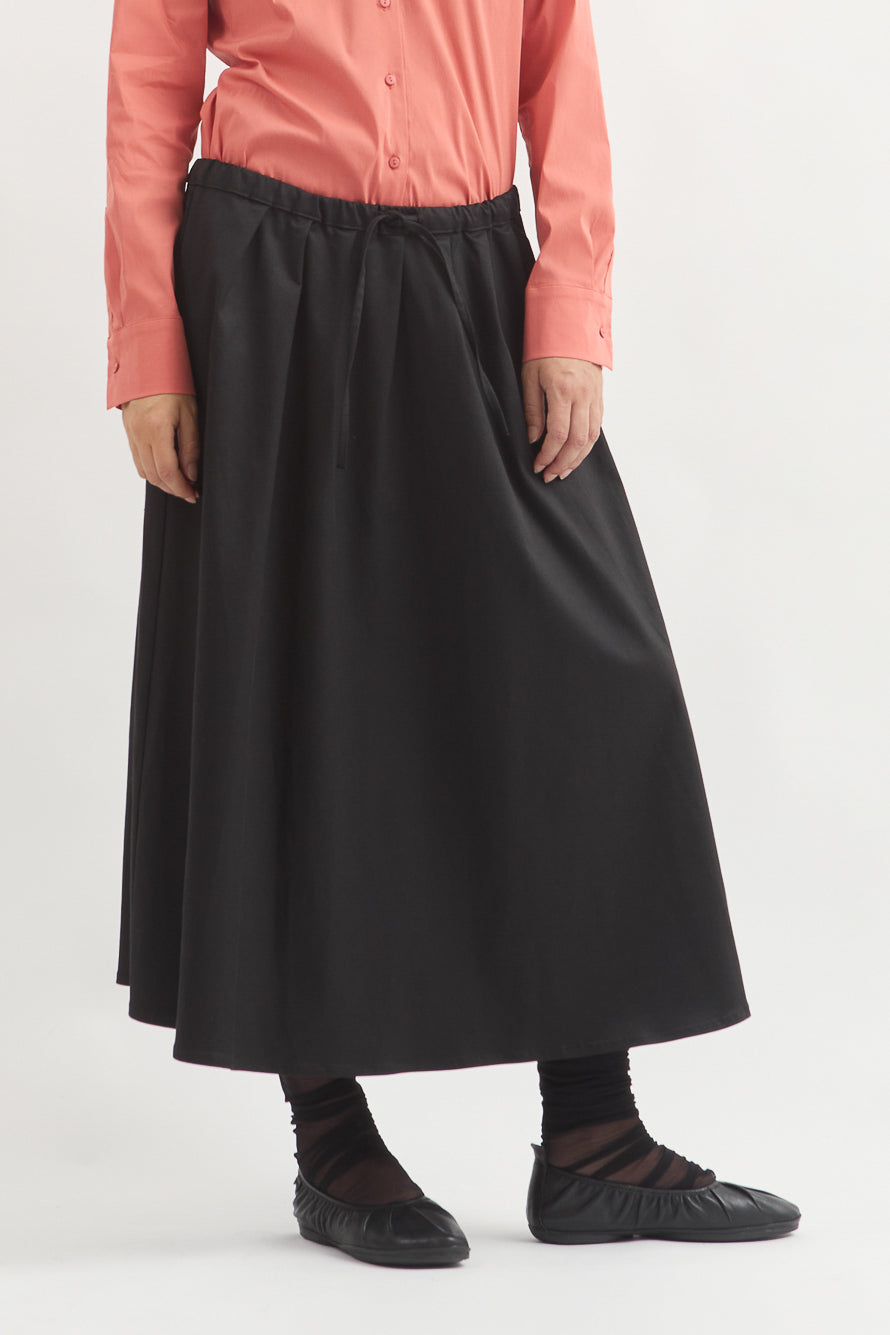 L.14053 - PINSTRIPE SKIRT - Black
