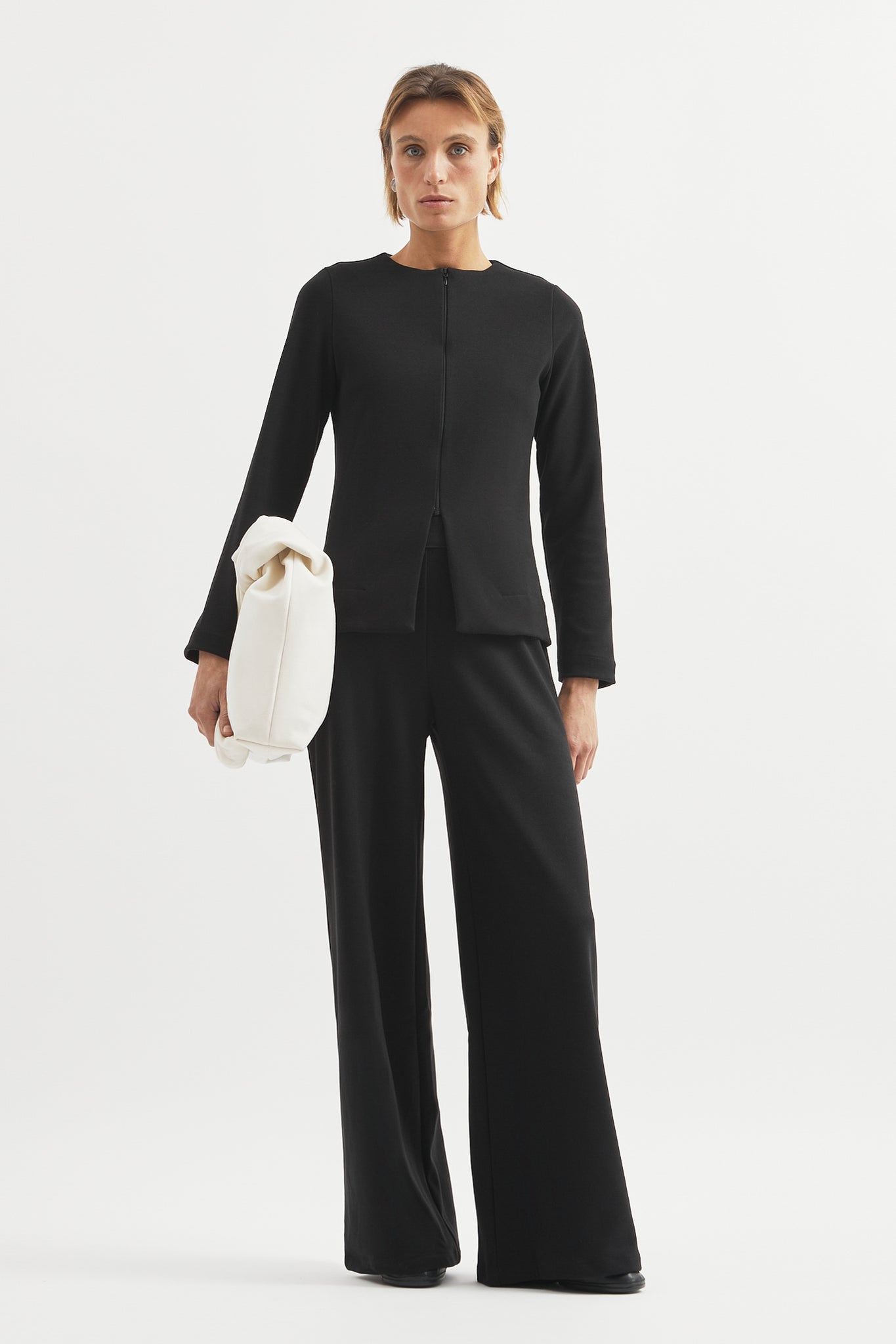 L.14082 - CHICAGO SILHOUETTE TOP - Black