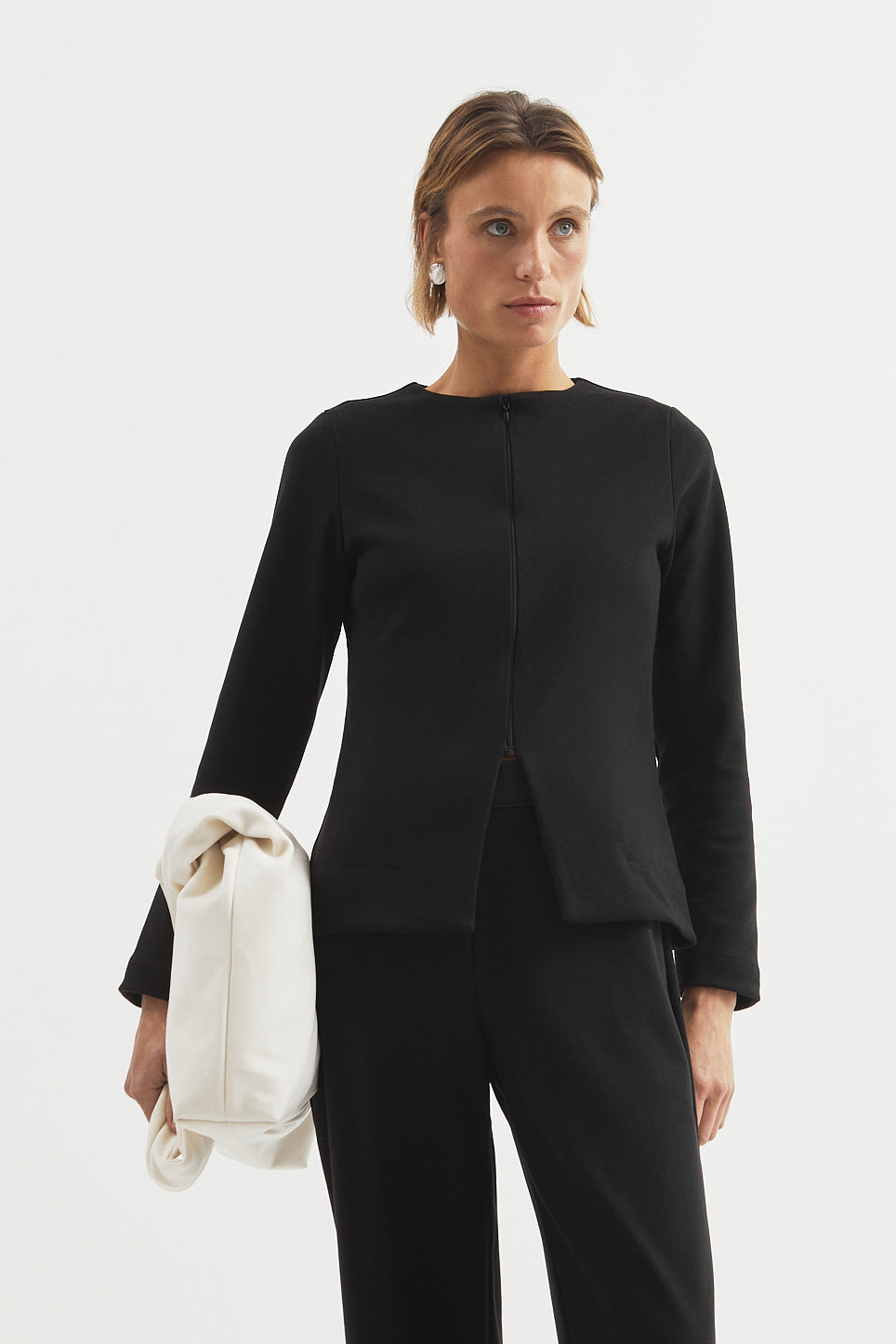 L.14082 - CHICAGO SILHOUETTE TOP - Black